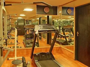 Lotus 8 Hotel Nedumbassery
