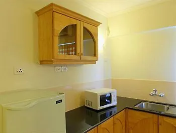 Lotus 8 Hotel Nedumbassery
